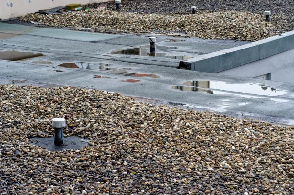 Tar And Gravel Roof Repair in South Windsor